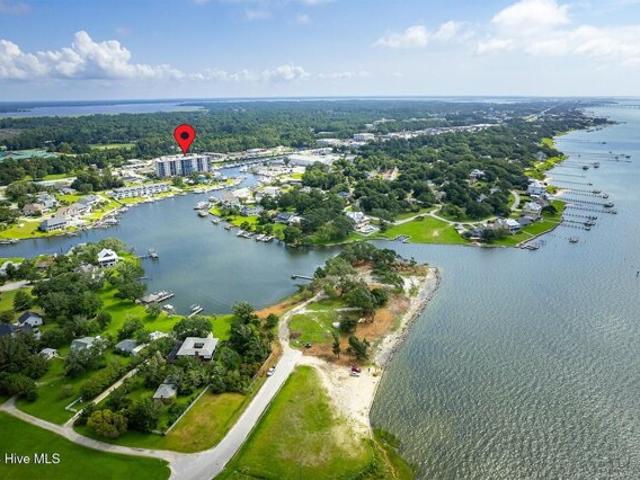 Condo for sale in Morehead City, North Carolina