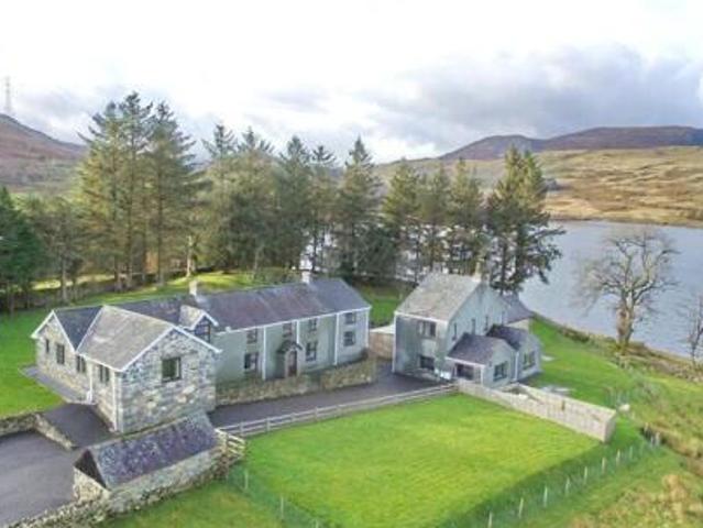 House for sale in Bala