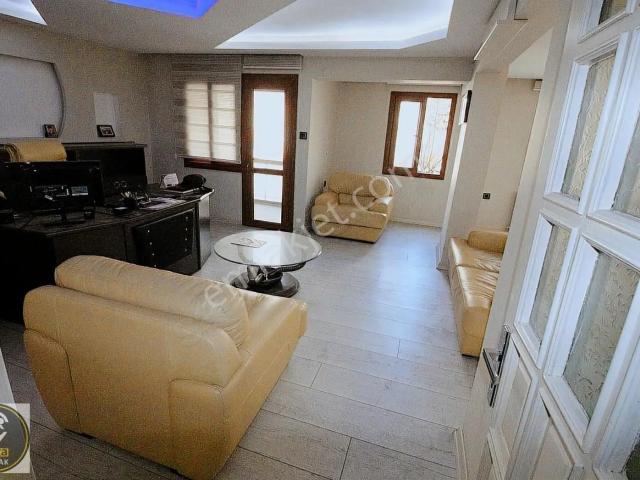 Buca, İzmir içerisinde satılık mülk