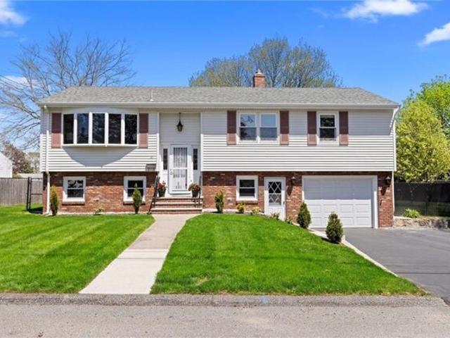House for sale in Johnston, Rhode Island