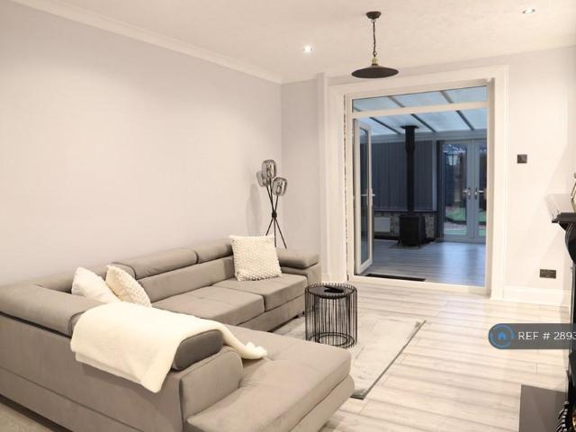 House for rent in Salford, Greater Manchester