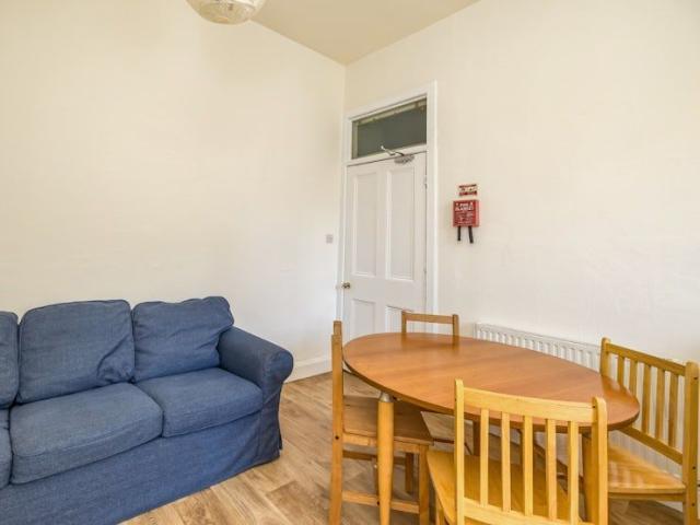 Apartment for rent in Marchmont, Scotland