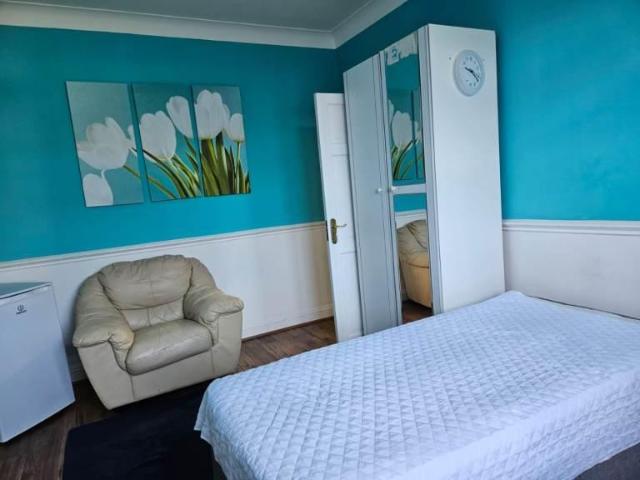 House for rent in Lane, Greater London