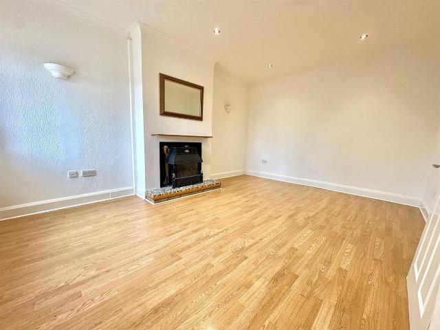 Apartment for rent in London Borough of Ealing, Greater London