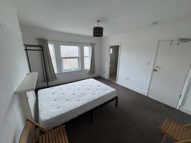 Studio for rent in London Borough of Ealing, Greater London