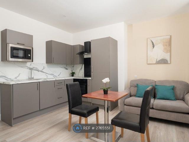 Apartment for rent in Birkenhead, Wirral