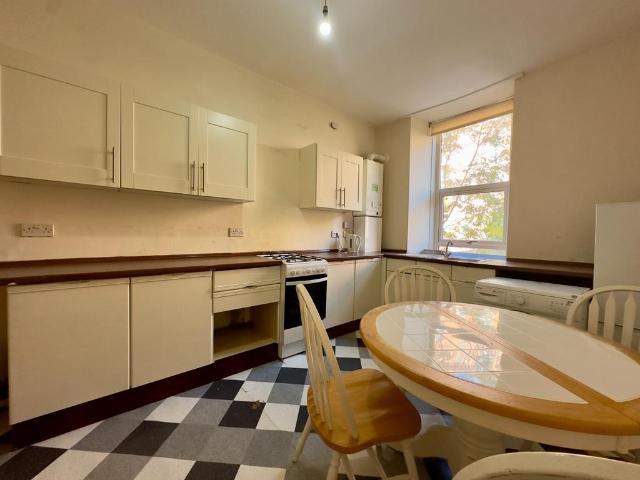 Apartment for rent in Cranstonhill, Scotland