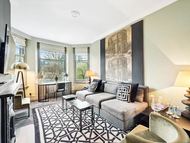 Apartment for rent in Chelsea, Greater London