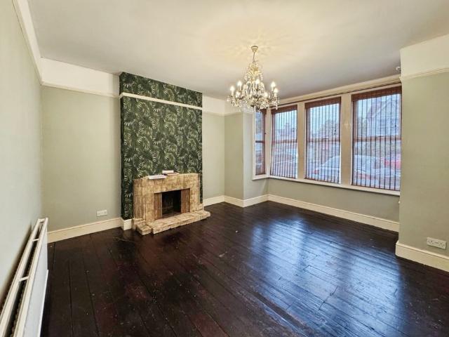 Apartment for rent in Alton Barnes, Essex