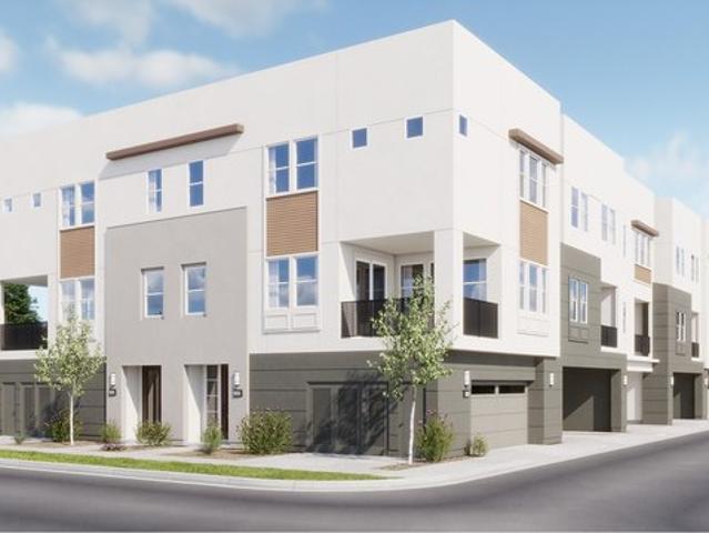 Townhouse for sale in Montebello, California