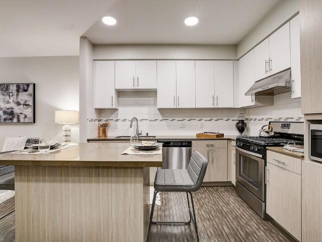 Apartment for rent in Cerritos, California