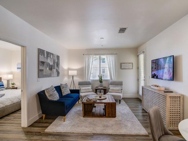 Apartment for rent in Cerritos, California