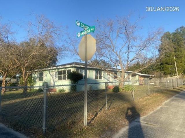 House for sale in Auburndale, Florida