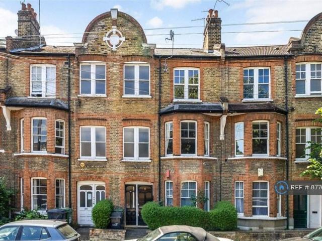 Apartment for rent in Clapham, Greater London