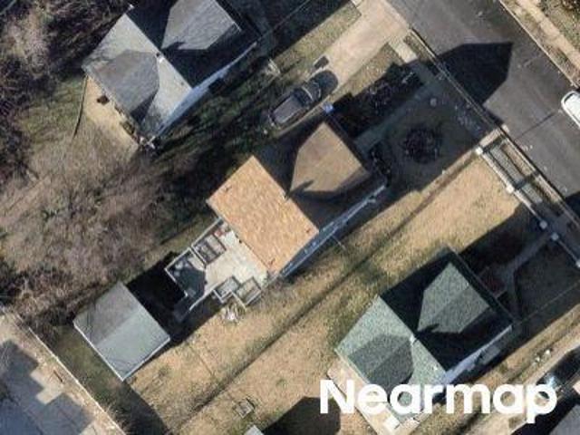 House for sale in Gibsonton, Maryland
