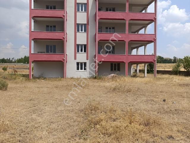 Şarkişla, Sivas içerisinde satılık Bina