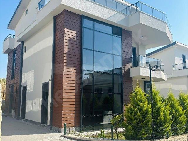 Sariçam, Adana içerisinde satılık Villa