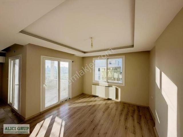Çarkıpare Mahallesi, Sarıçam içerisinde kiralık mülk