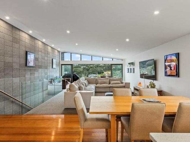 House for rent in Whangaparaoa