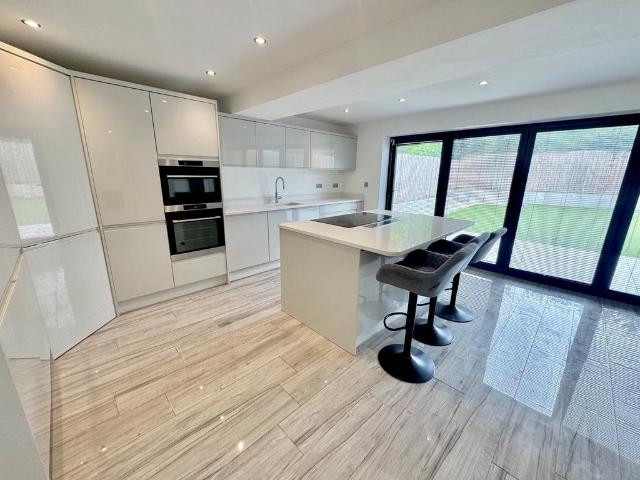 House for rent in Hale