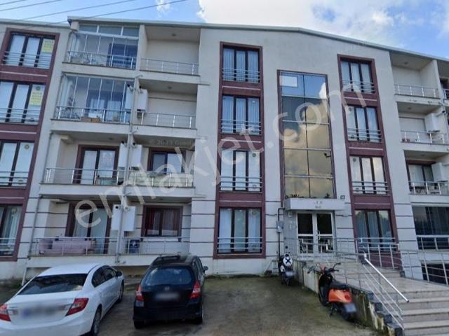 İzmit, Kocaeli içerisinde kiralık mülk
