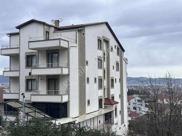 Gölcük, Kocaeli içerisinde satılık mülk