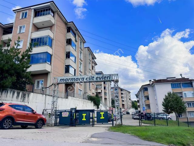 Karşıyaka, Başiskele içerisinde satılık mülk