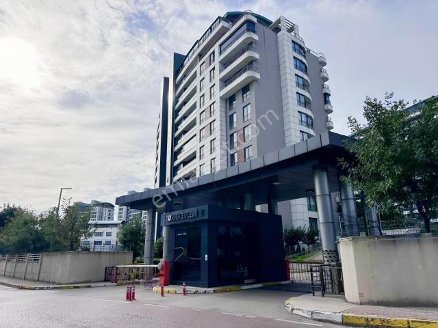 İzmit, Kocaeli içerisinde kiralık mülk