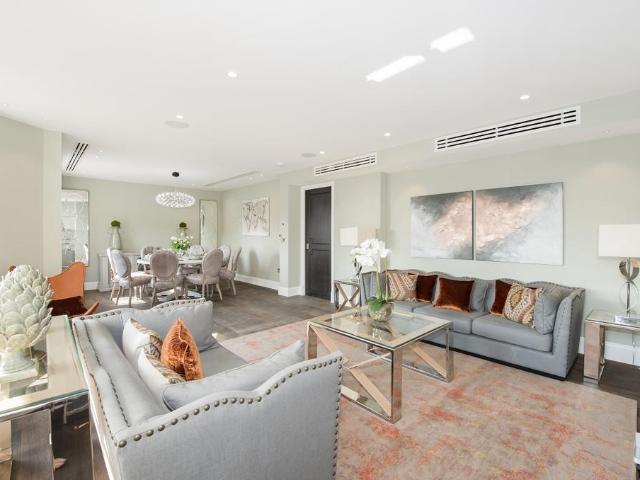 Apartment for rent in South Hampstead, Greater London