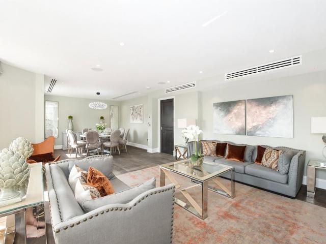 Apartment for rent in South Hampstead, Greater London