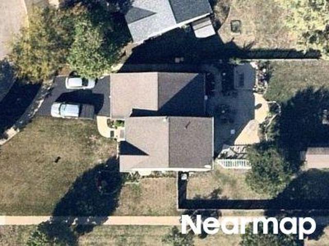 House for sale in Mchenry, Illinois