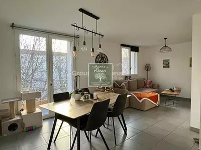 Appartement vente à Le Méjan, Arles