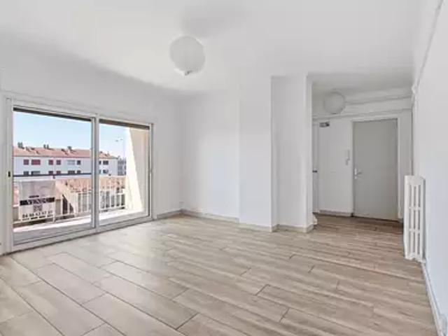 Appartement vente à Le Méjan, Arles