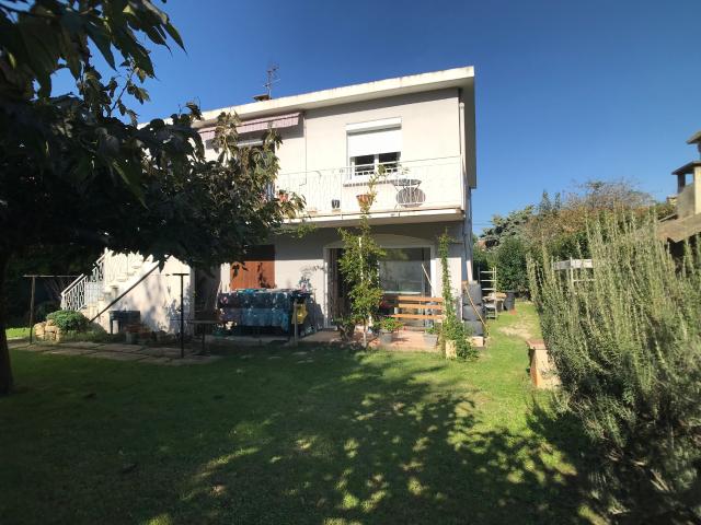 Maison vente à Arles