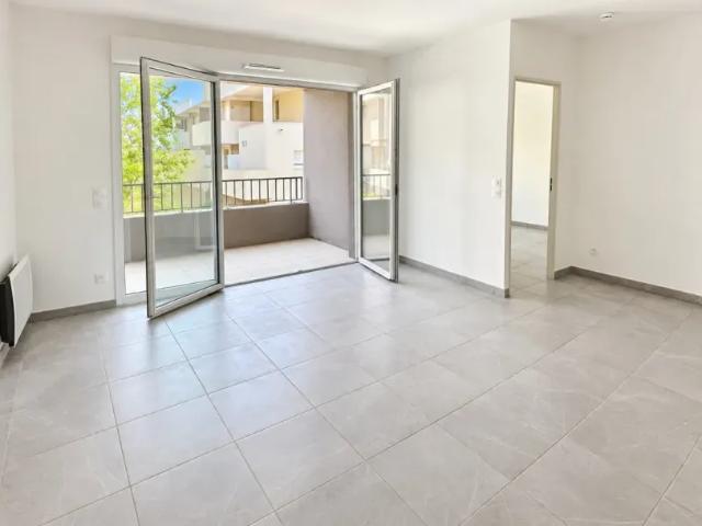 Appartement location à La Cavalerie, Arles