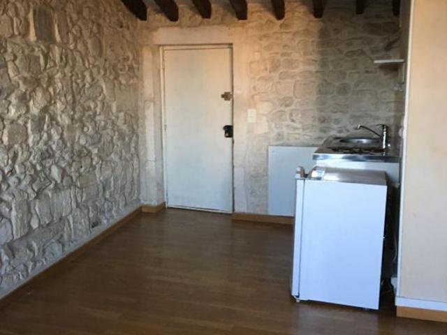 Studio location à Arles