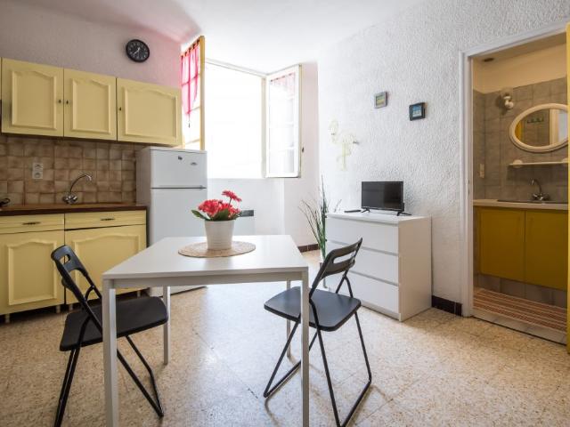 Studio location à Arles