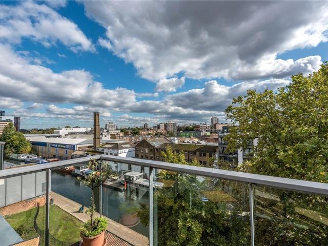 Apartment for rent in Islington, Greater London