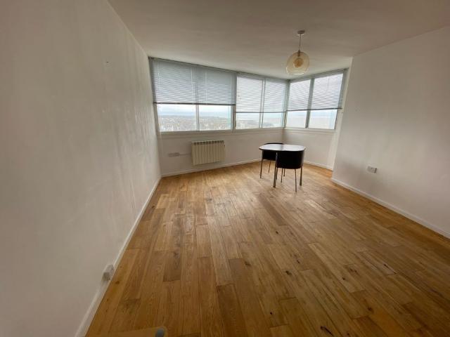 Apartment for rent in Westbrook, Acol