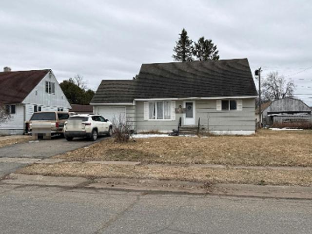 House for sale in Hoyt Lakes, Minnesota