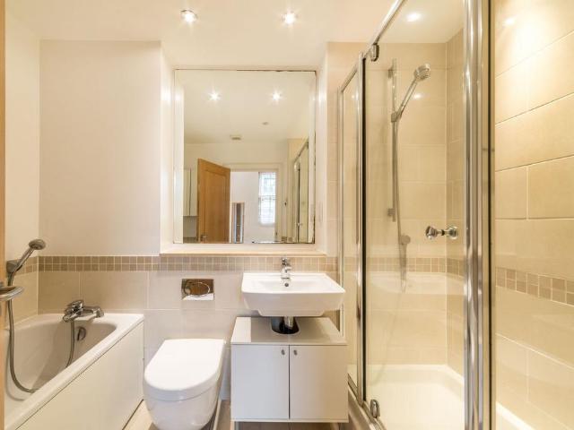 House for rent in Chalk Farm, Greater London
