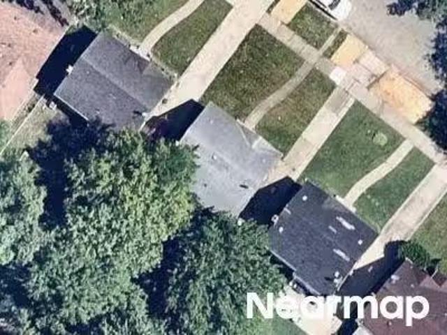 House for sale in Livonia
