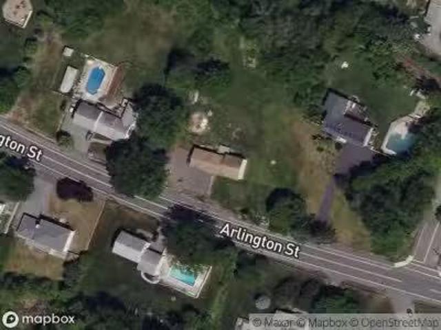 House for sale in Dracut
