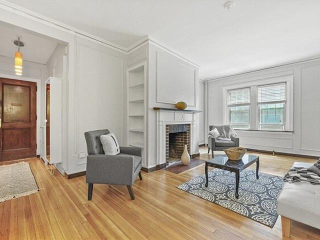 Condo for sale in Cambridge