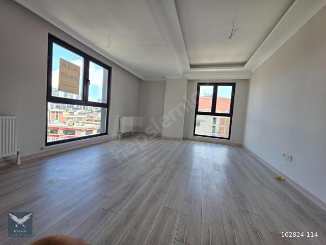 Ümraniye, İstanbul içerisinde satılık mülk