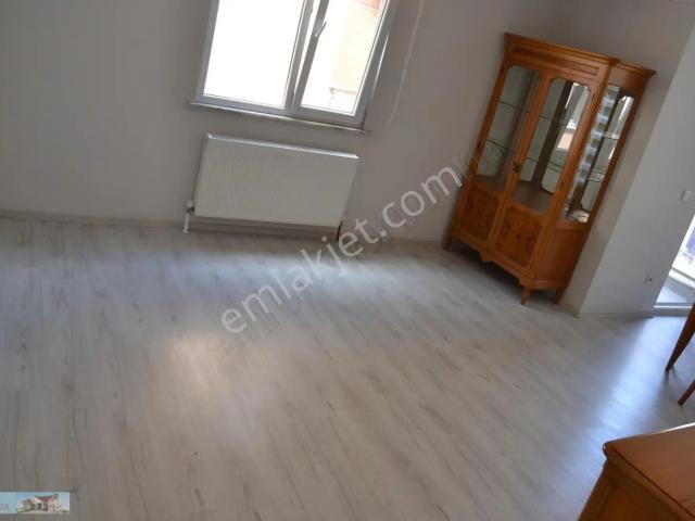 Ümraniye, İstanbul içerisinde kiralık mülk