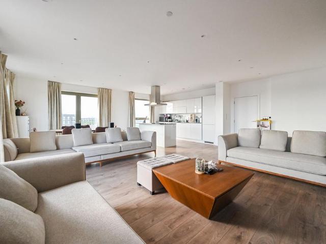 Apartment for rent in London Borough of Newham, Greater London