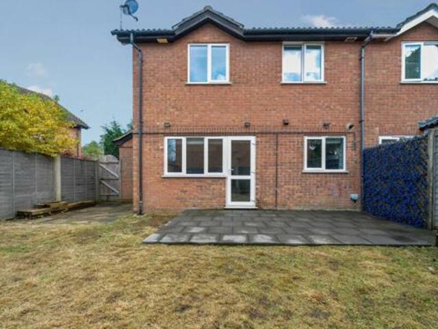 House for sale in Goldsworth Park, Woking