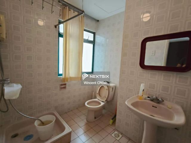Residential House for sale in Petaling, Damansara Damai