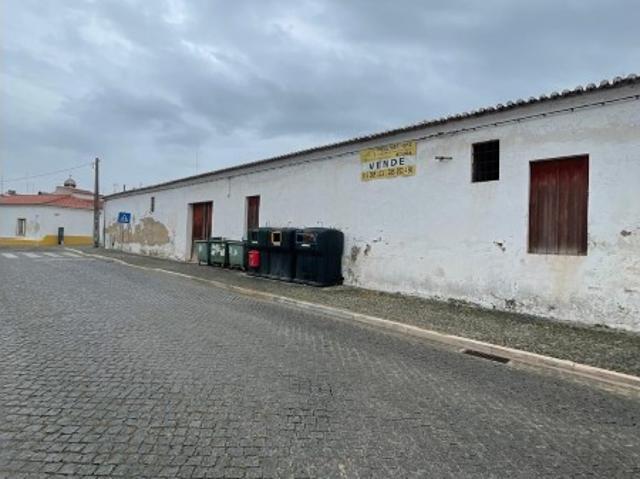 Armazém venda em Mourã, Beja